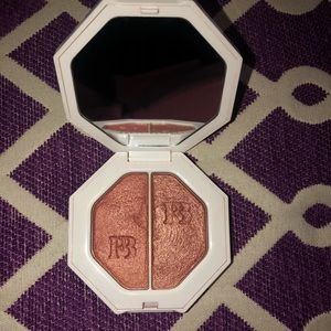 Fenty Beauty Makeup - FENTY BEAUTY Killawatt Freestyle Highlighter Fenty Beauty Makeup - FENTY BEAUTY Killawatt Freestyle Highlighter